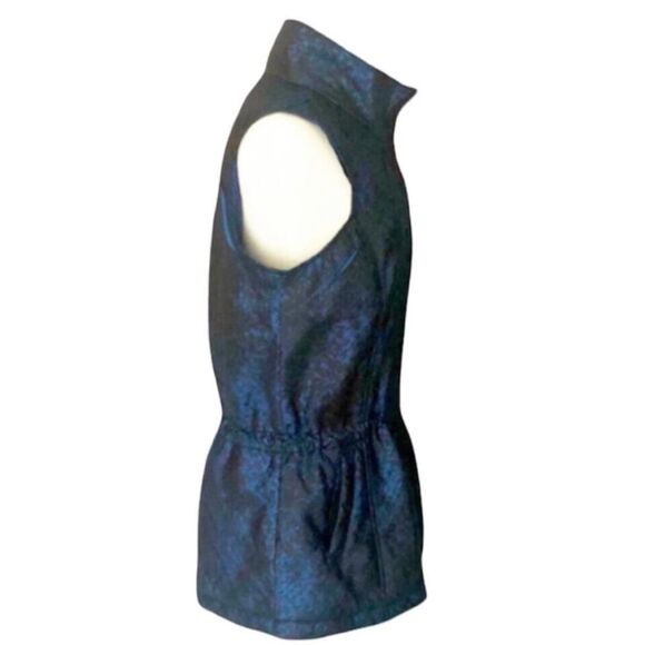 Coldwater Creek Lightweight Vest - Picture 3 of 7